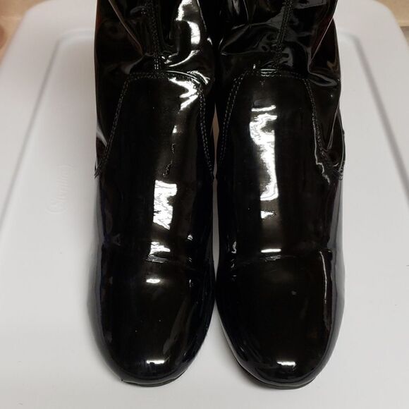 Forever 21 Pullon Black Faux Patent Ankle Boots sz 9 - Picture 3 of 8